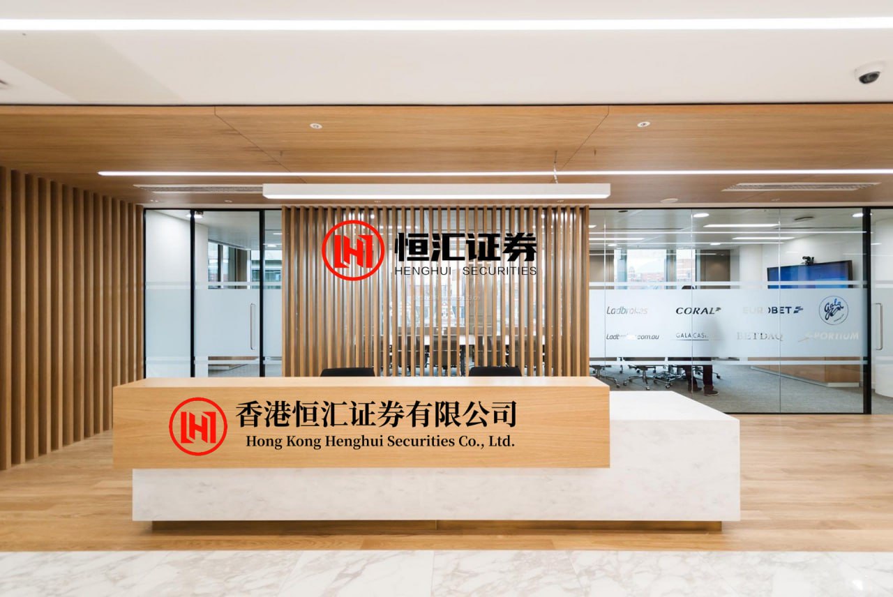 泸深策略官网 王晶再揭关之琳不堪情史！高尔夫球事件细节曝光，刘銮雄当年如何证明清白